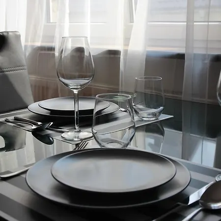 M&m Centrum 포즈난